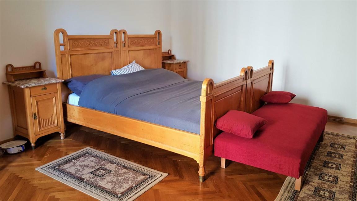 Luxury Apartment In The Heart Of Varazdin Exterior photo